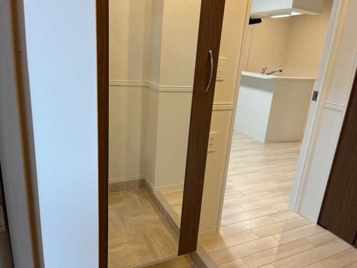 物件内観写真19　(靴箱)
