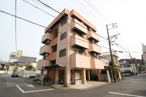 リバーサイド明大寺外観写真