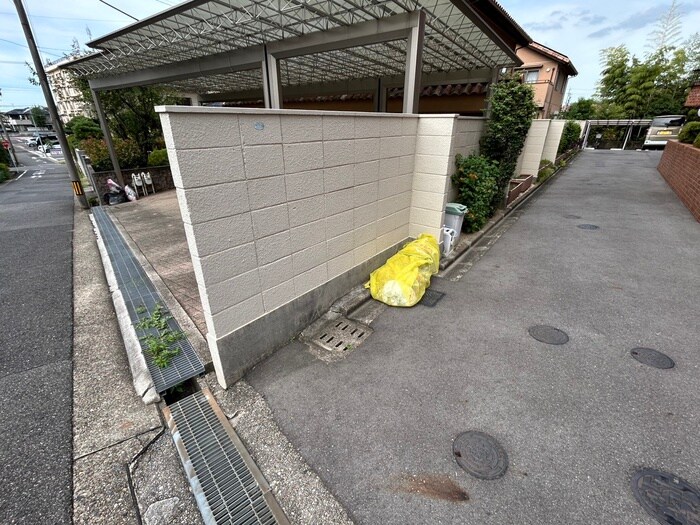 物件外観写真4　(建物設備)