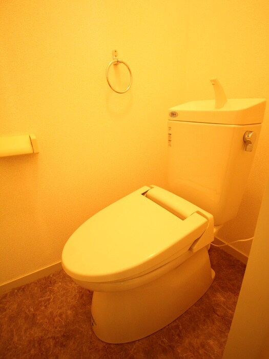 物件内観写真14　(トイレ)