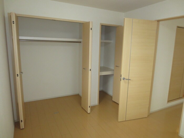 物件内観写真9　(収納)