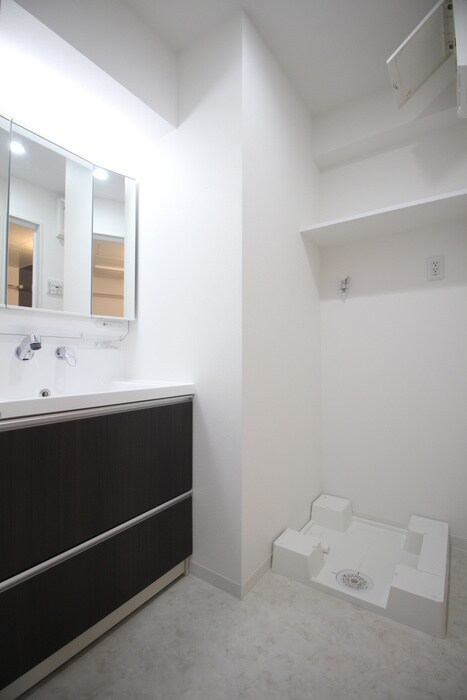 物件内観写真11　(洗面)