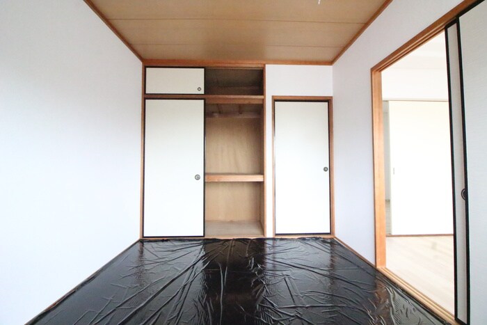 物件内観写真12　(居室)