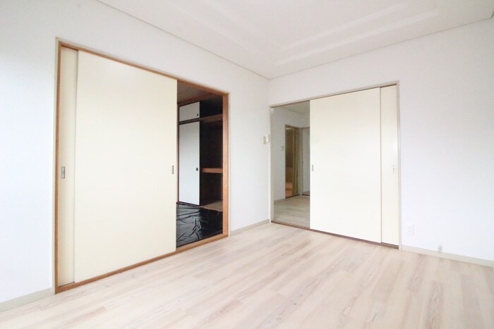 物件内観写真19　(居室)