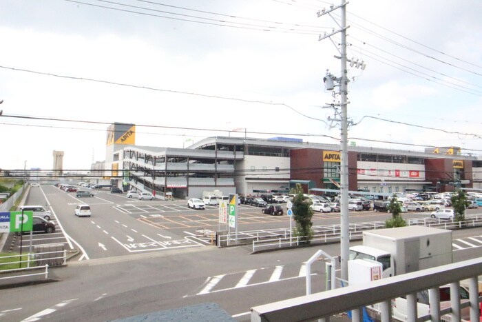 物件内観写真22　(室内からの展望)