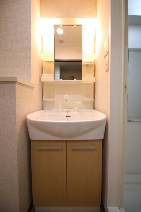 物件内観写真11　(洗面)