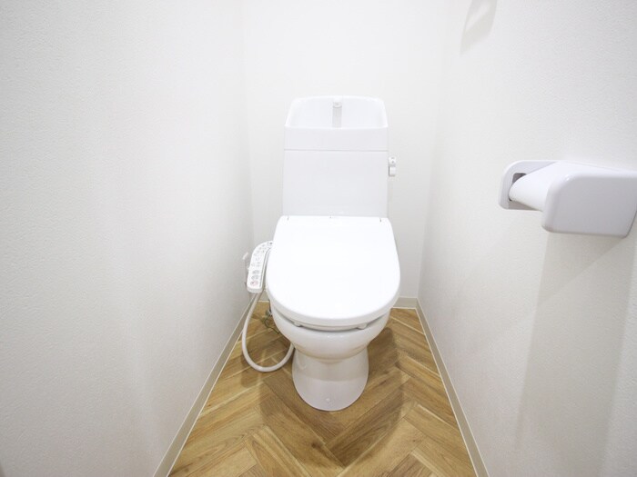 物件内観写真13　(トイレ)