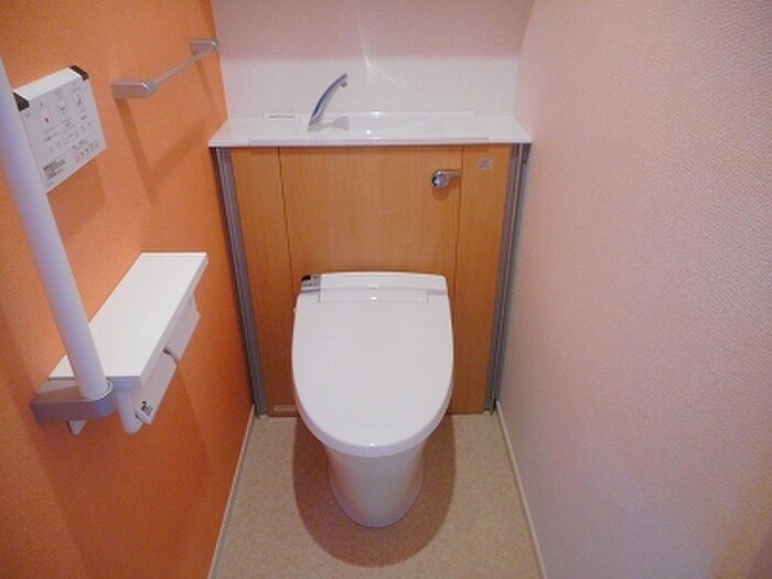 物件内観写真12　(トイレ)