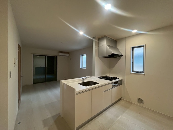 物件内観写真9　(居室)