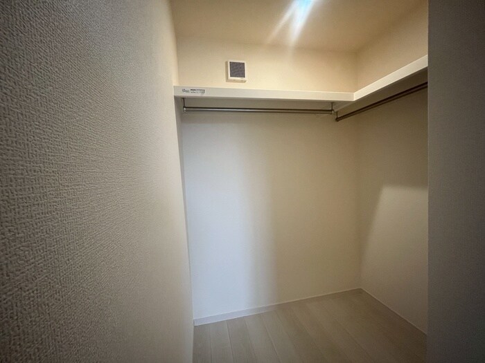 物件内観写真13　(収納)