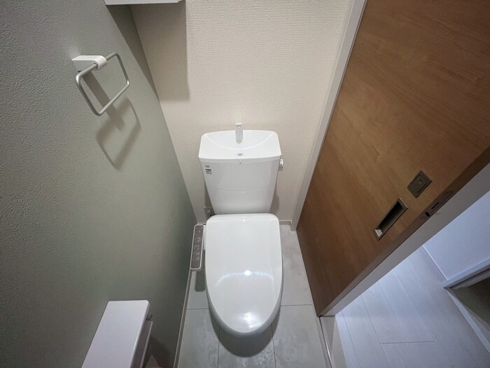 物件内観写真15　(トイレ)