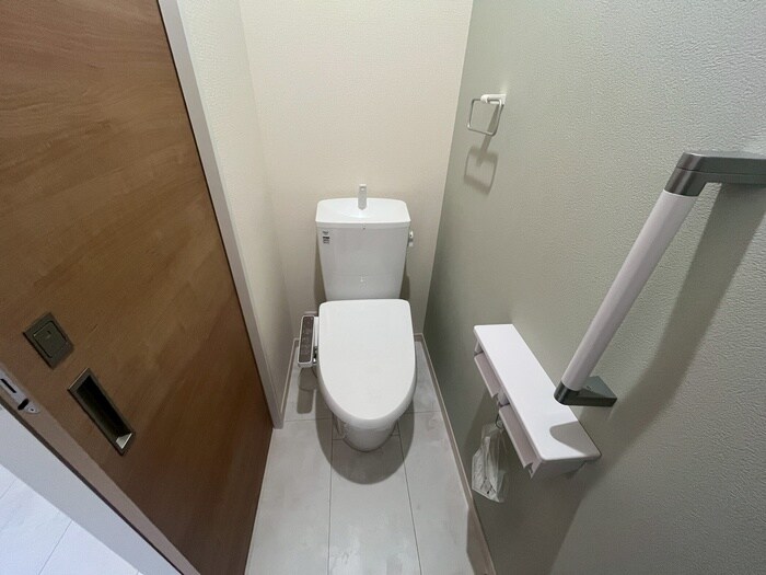 物件内観写真15　(トイレ)