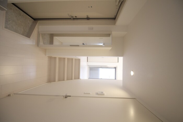 物件内観写真9　(廊下)