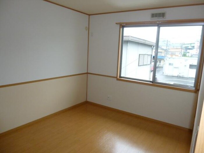 物件内観写真4　(居室)