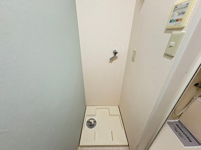 物件内観写真20　(洗濯機置場)