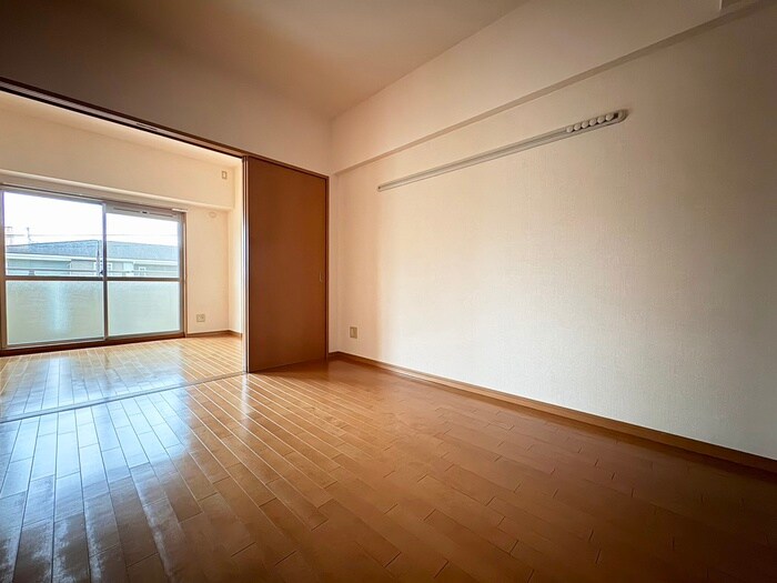 物件内観写真22　(居室)