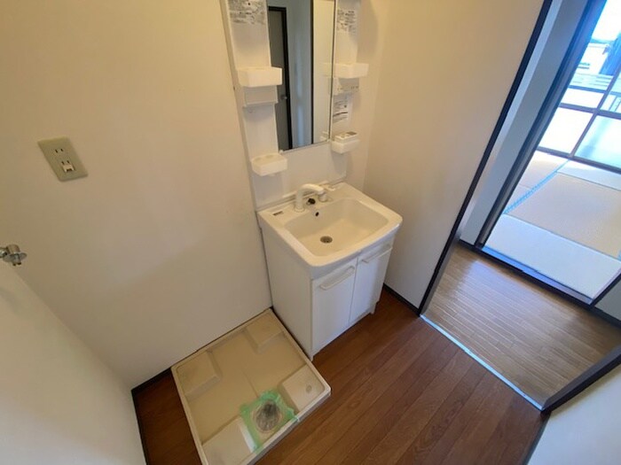 物件内観写真10　(洗面)