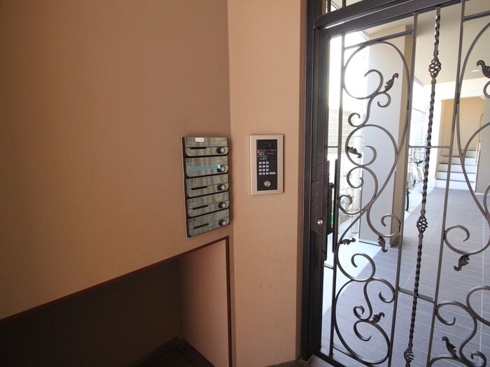 物件外観写真3　(建物設備)