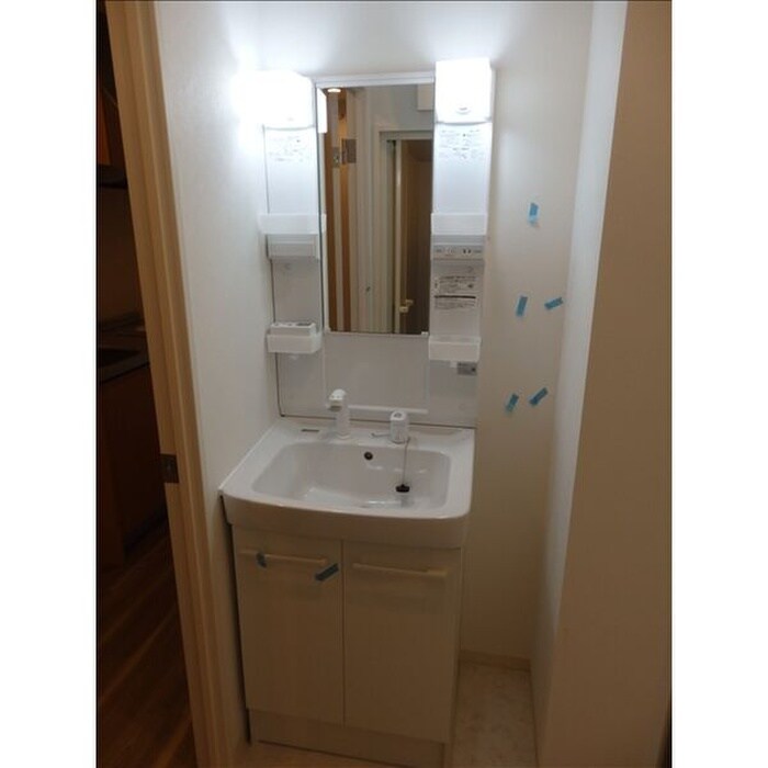 物件内観写真10　(洗面)