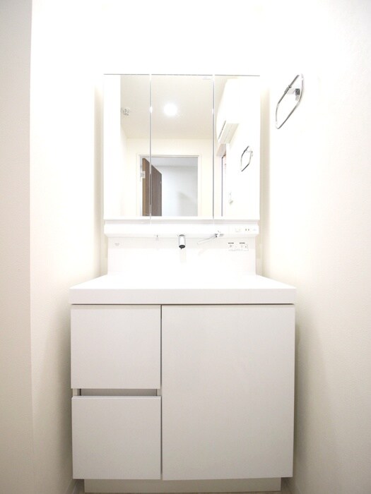 物件内観写真13　(洗面)