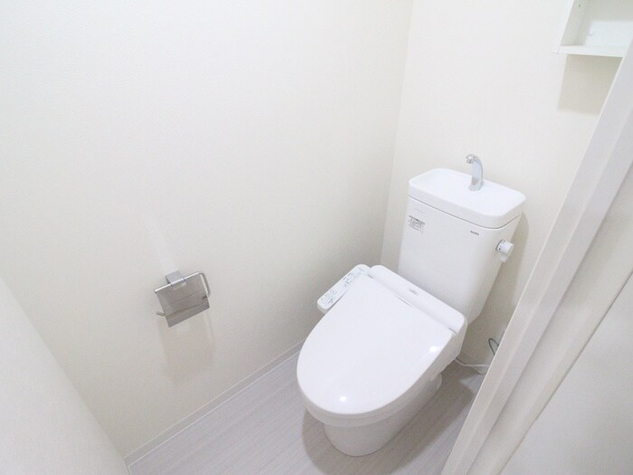 物件内観写真13　(トイレ)