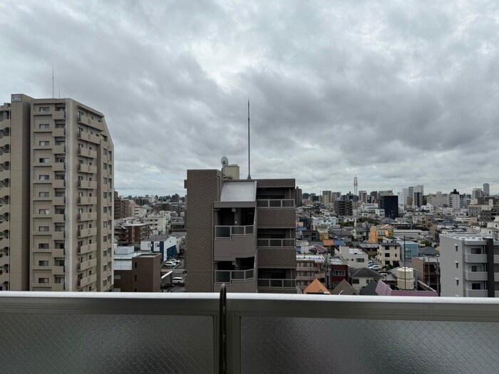 物件内観写真16　(室内からの展望)