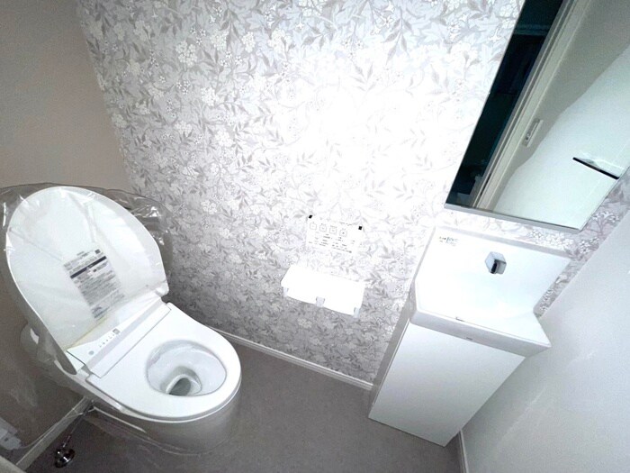 物件内観写真15　(トイレ)