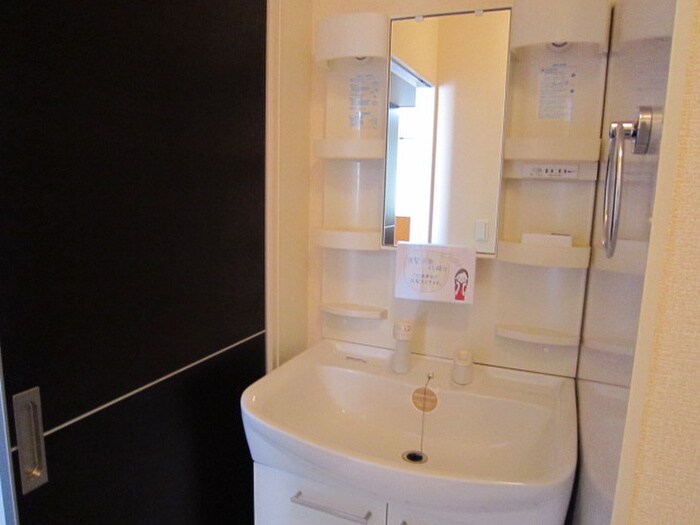 物件内観写真10　(洗面)