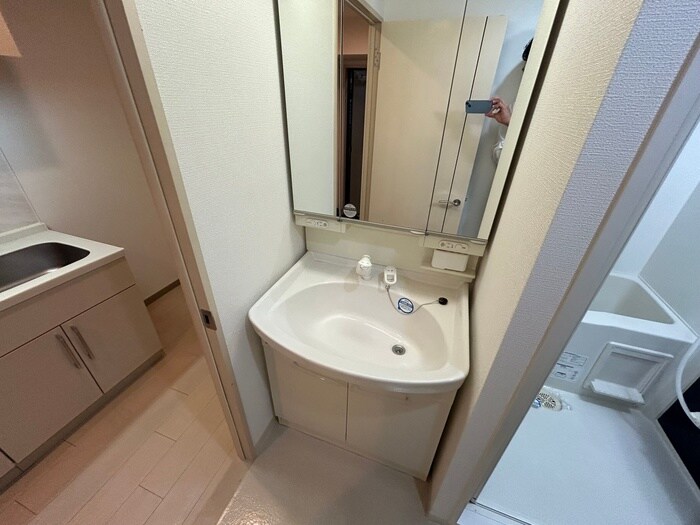 物件内観写真10　(洗面)