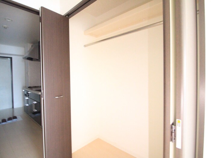 物件内観写真12　(収納)