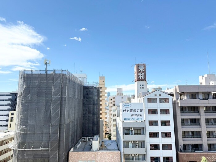 物件内観写真16　(室内からの展望)