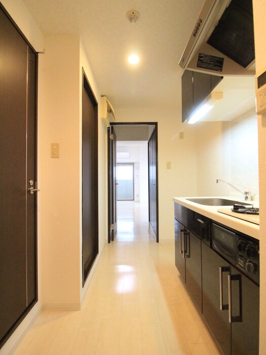 物件内観写真18　(廊下)