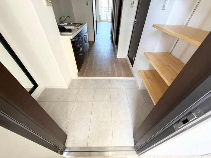 物件内観写真22　(玄関)