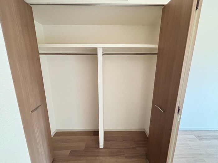 物件内観写真12　(収納)