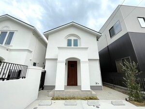 グラシアベルⅡ棟外観写真