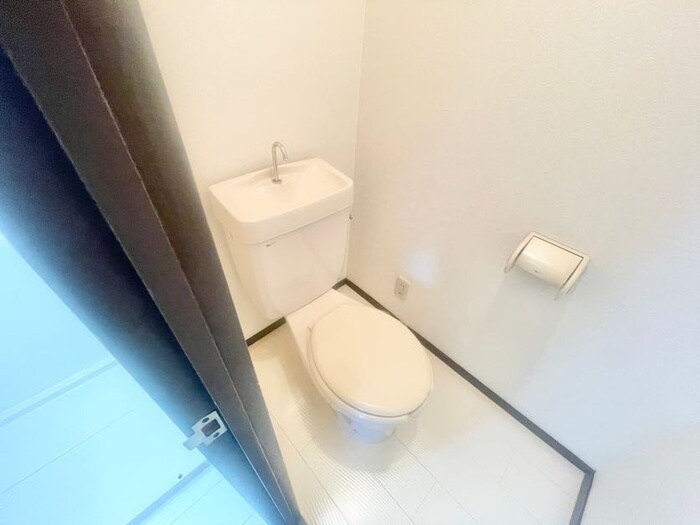 物件内観写真10　(トイレ)