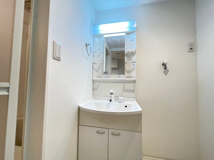 物件内観写真13　(洗面)