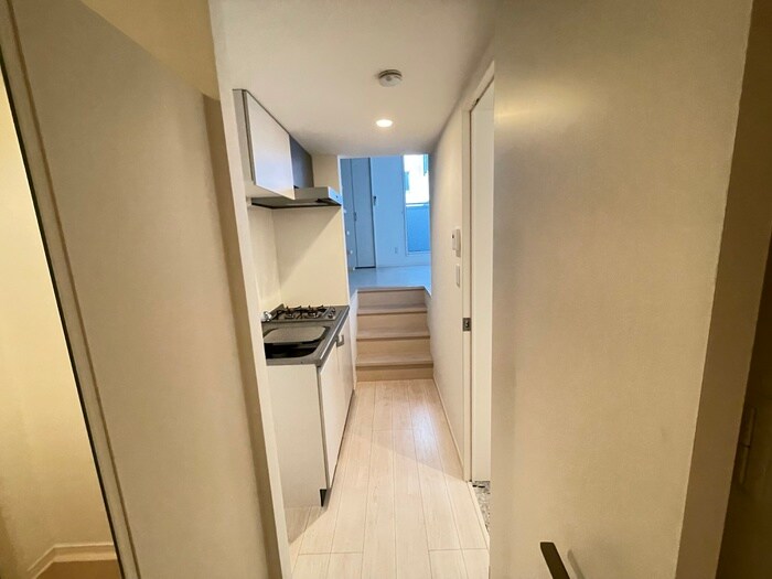 物件内観写真18　(廊下)