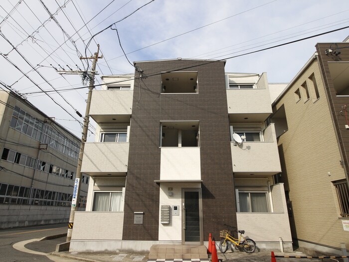 物件外観写真2　(外観写真)