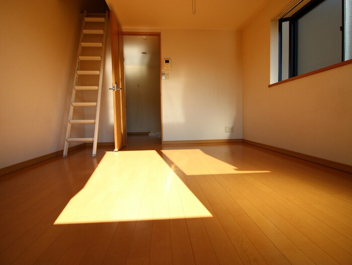 物件内観写真8　(居室)