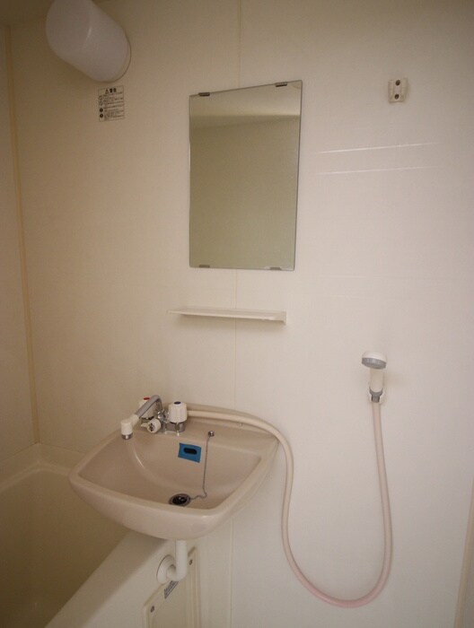 物件内観写真11　(洗面)