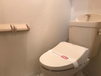 物件内観写真13　(トイレ)