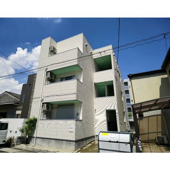 物件外観写真1　(外観写真)