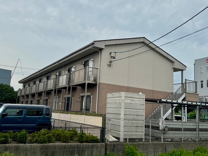 物件外観写真2　(外観写真)