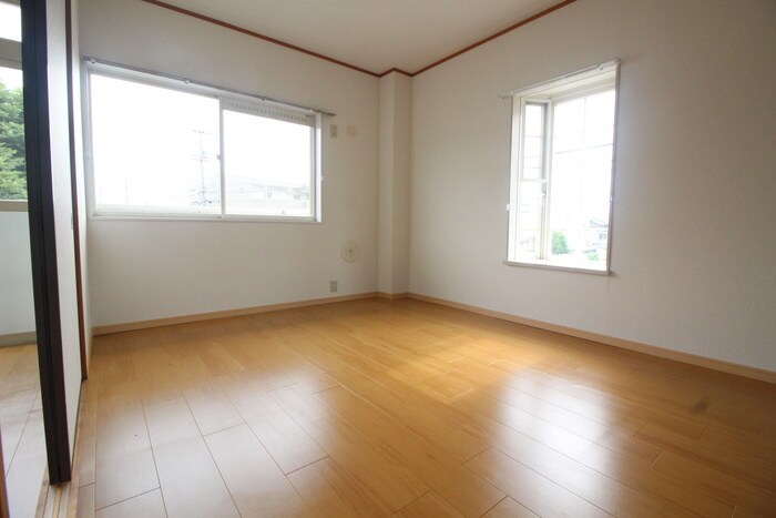 物件内観写真9　(居室)