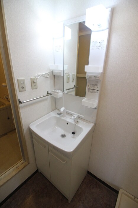 物件内観写真18　(洗面)