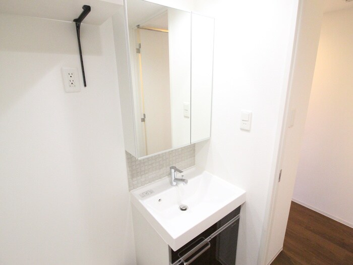 物件内観写真13　(洗面)