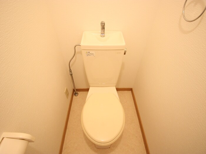 物件内観写真9　(トイレ)