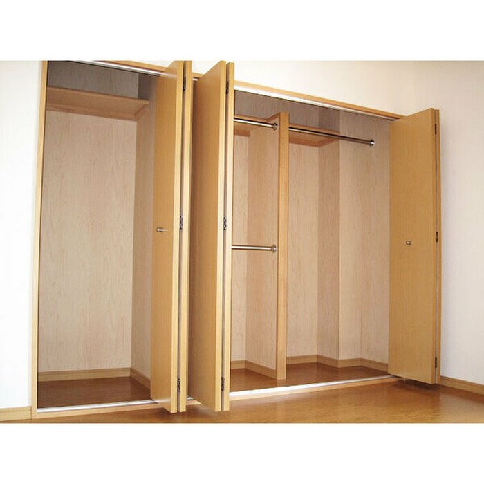 物件内観写真11　(収納)