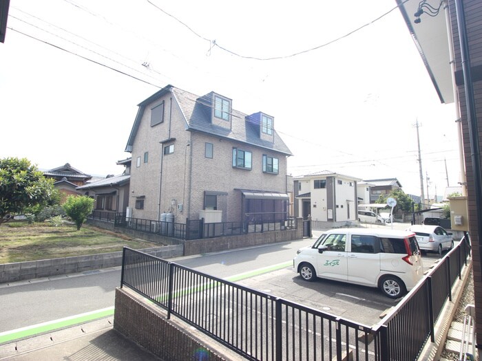 物件内観写真22　(室内からの展望)